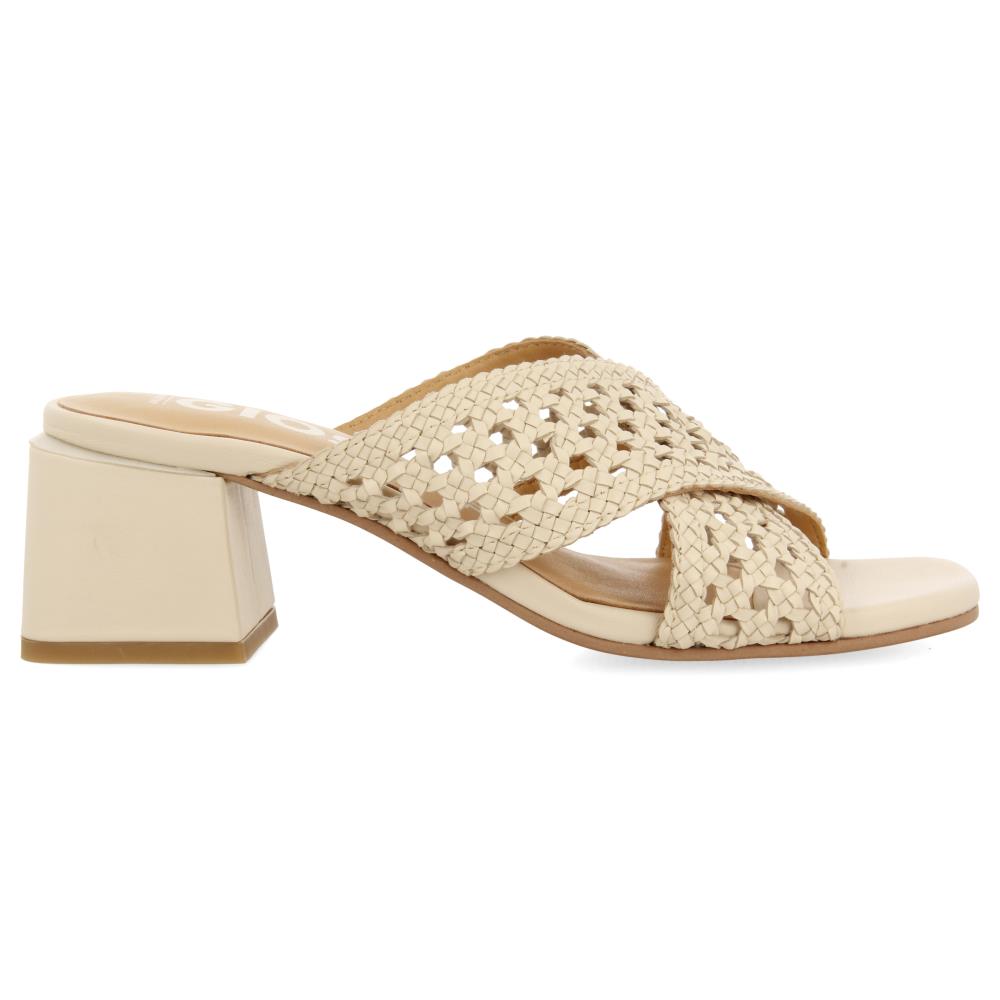 72253 CLARCONA Off White