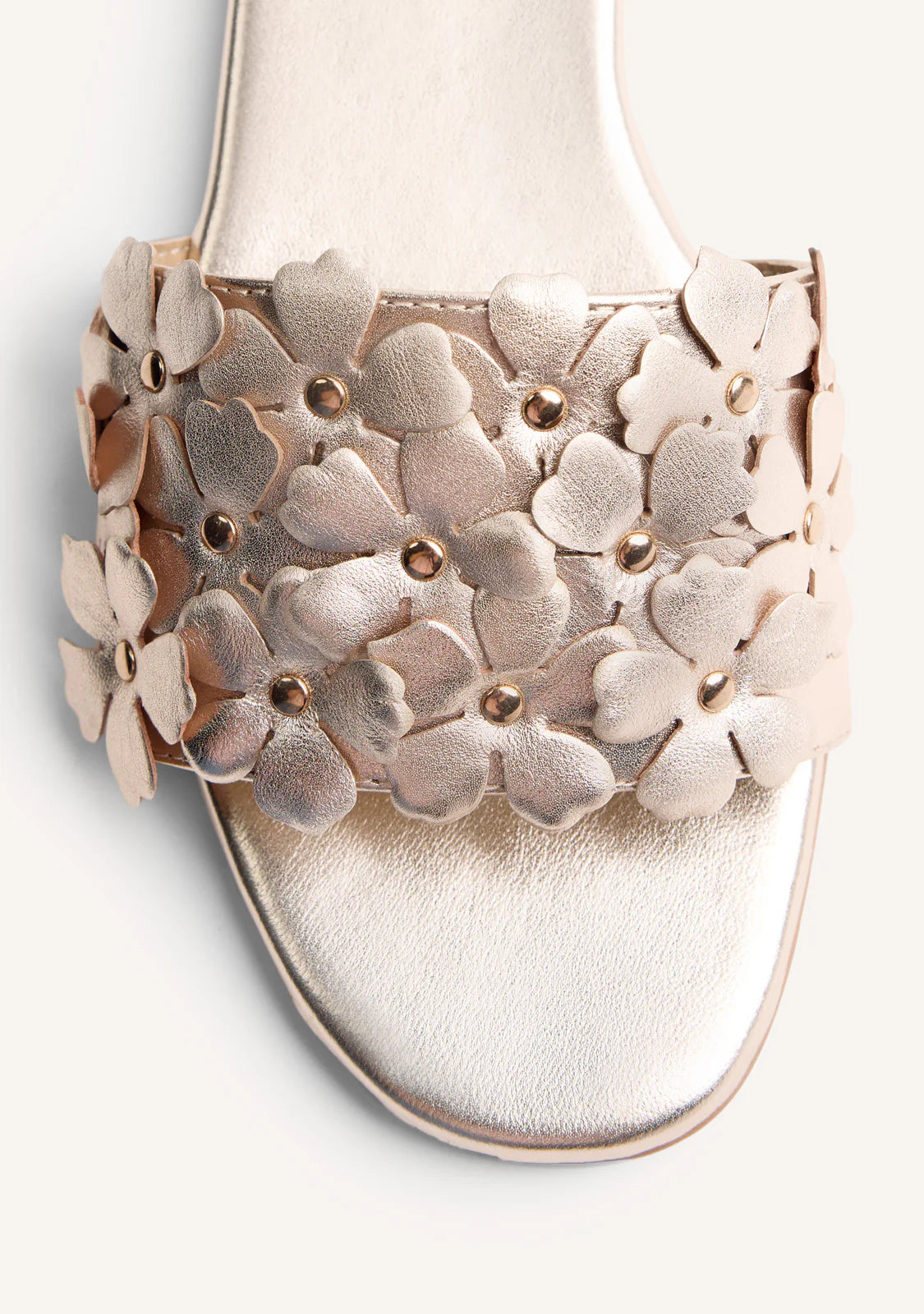 FLOWER LEATHER MULE SANDALS GATUNDU